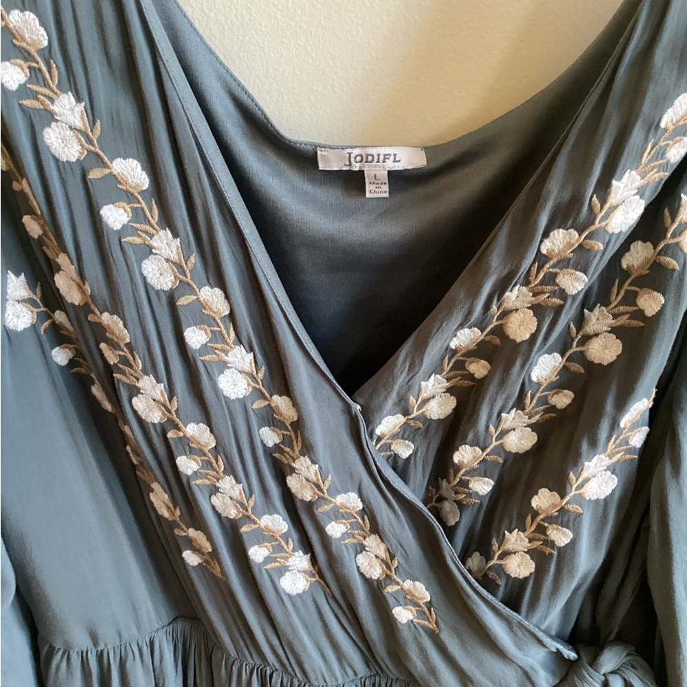 Jodifl Teal Embroidered Wrap Long Gown Dress Misses size L - Picture 7 of 9
